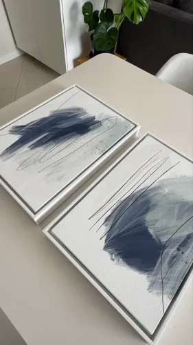 Kit com 2 Quadros Azuis Abstratos - Tamanho 30x42cm cada