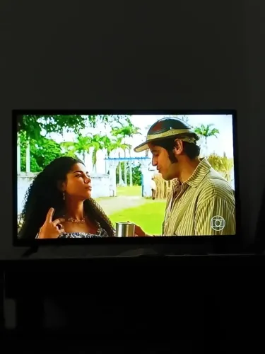 TV smart 32 multilaser ! Perfeito estado!