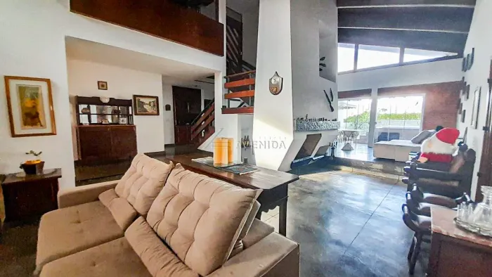 Casa à Venda e Locação | Jardim Quebec | Londrina/PR