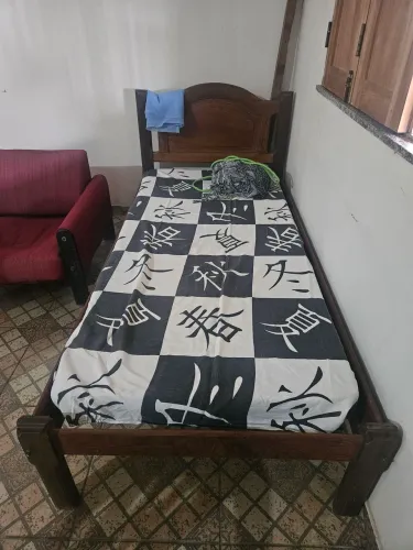 Cama com colchão em Salinas