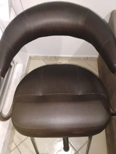 Cadeira de cabeleireiro pra reformar