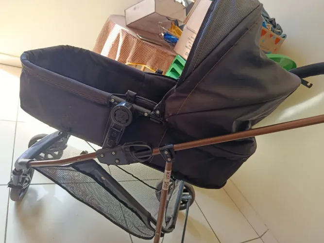 Carrinho de bebê Galzerano