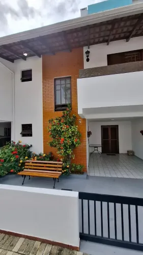 Sobrado 03 quartos Matinhos Caioba Condominio Auguste Renoir
