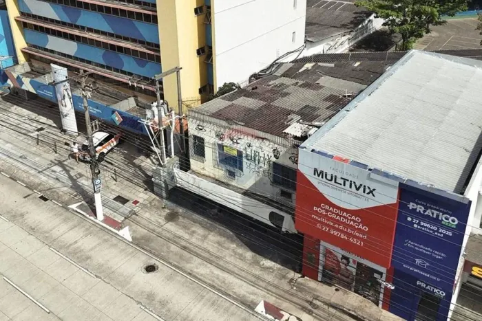 Terreno Comercial na Av. Vitória | 244m² | Excelente Potencial de Valorização