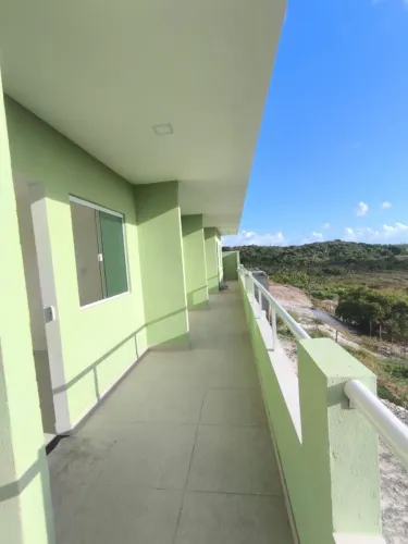 Casa Village 1/4 em Condomínio com Vista para Mata e Rio em Arembepe