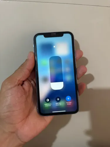 iPhone XR 128 gb Face ID ok todo original nunca aberto fundo com detalhe