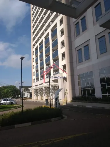 Excelente oportunidade! Sala comercial à venda no Centro de Osasco-SP, 48m², 1 sala, 1 ban
