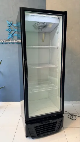 Expositor Gelopar Semi Novo 445L funcionando perfeitamente . Garantia de 8 mês