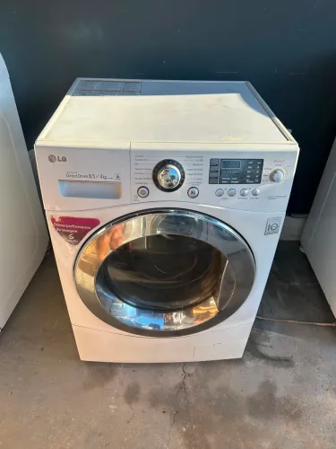 Vendo lava e seca LG 8,5 funcionando perfeitamente