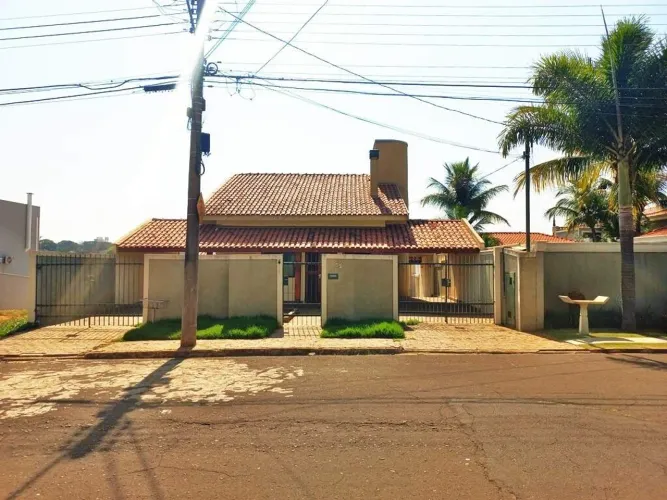 Casa em Condomínio para aluguel, 2 quartos, 4 vagas, Jardim Florença - Limeira/SP