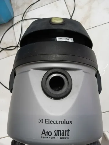 Aspirador de água e pó Electrolux smart top e com 1200w