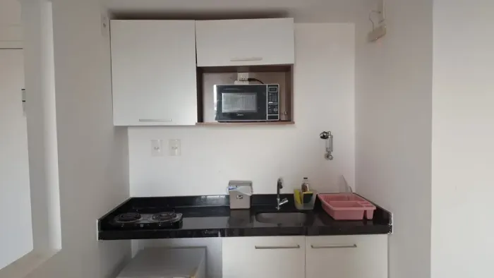 ALUGO OU VENDO FLAT MOBILIADO COM 1 QUARTO