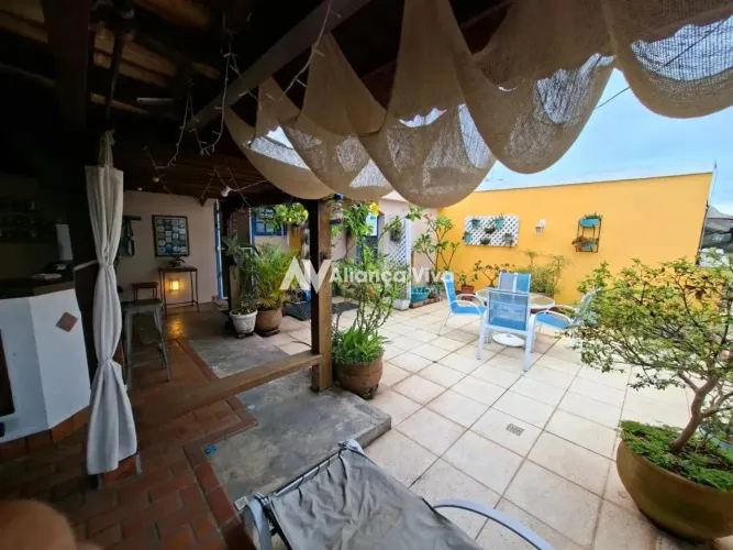 Recreio dos Bandeirantes | Cobertura 5 quartos, sendo 3 suites