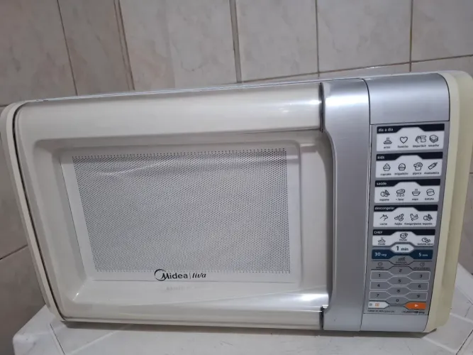 Micro-ondas mídia 31 litros com garantia 