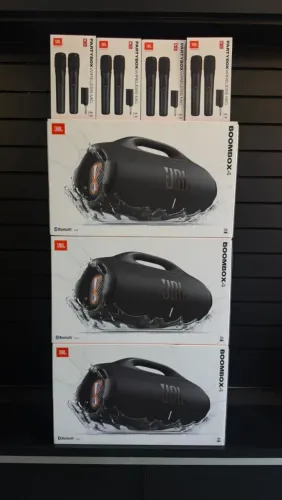 Bombox4