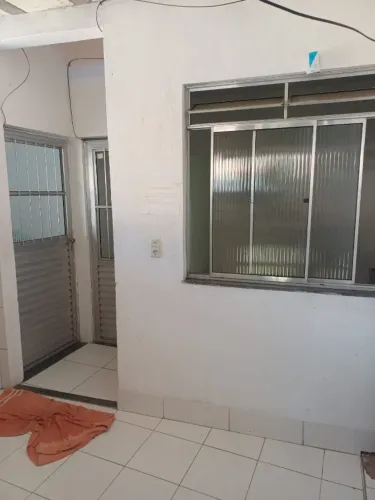Kitnet em Pernambués 