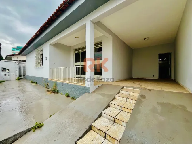 Casa com 3 Quartos à venda, 259m² - Planalto