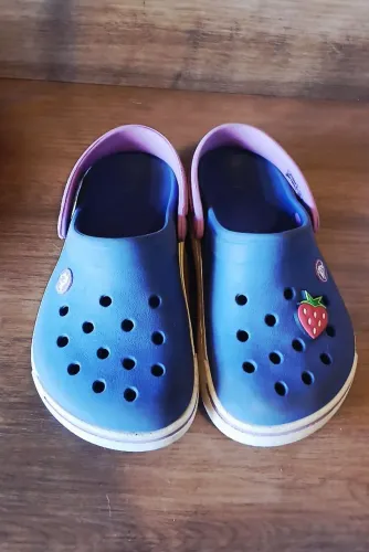 Crocs originais seminovos J2