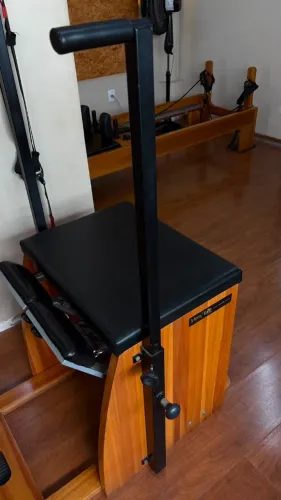 Aparelho de Pilates Step Chair