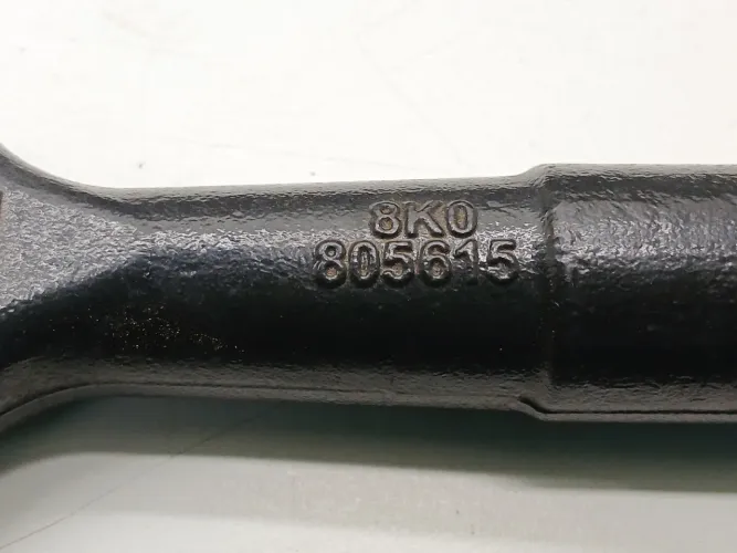 Parafuso Engate Audi A4 2.0 2018 8k0805615