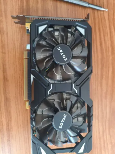 Placa de video gtx 1060 5gb
