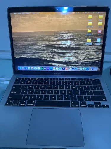 Macbook M1