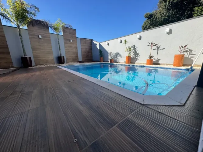 Casa à venda no condomínio Residencial Vale Florido em Piratininga-SP.