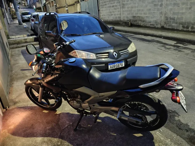 Fazer 250 2011/12 - Preta