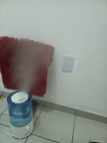 Umidificador 3 litros ultrassônico G tech botão para controle de vapor .110 - 220. Útil!