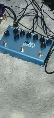 Pedal overdrive, delay e chorus
