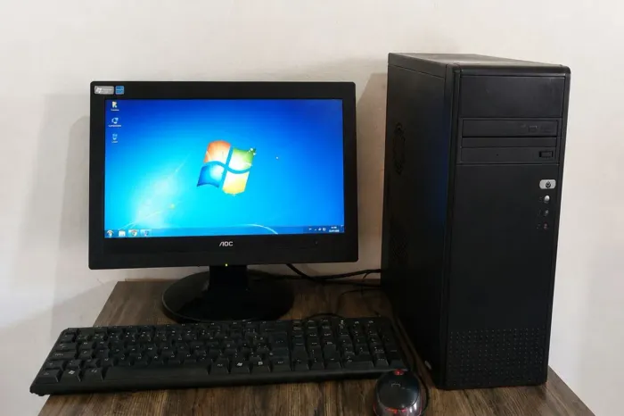Computador Básico Completo com monitor ! Entrega grátis
