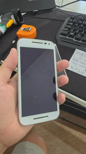 Moto G3 (para tirar peças)