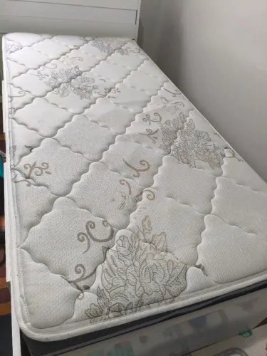 Colchão de Solteiro e de bebê