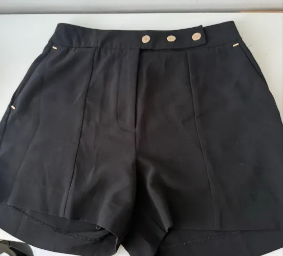 Shorts Preto Alfaiataria 