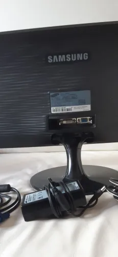 Monitor Samsung Pouco uso