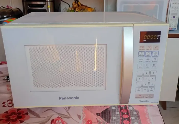 Micro-ondas Panasonic 21l