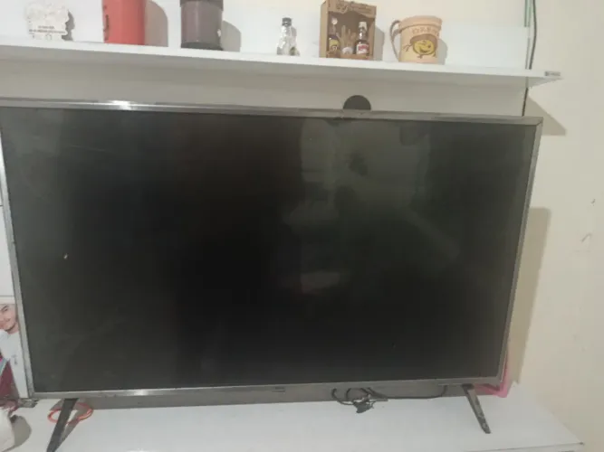 TV quebrada 