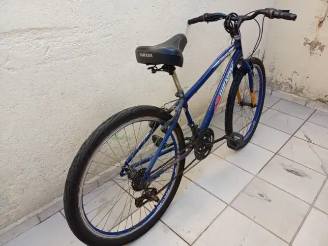 BICICLETA WENDY AZUL ARO 24 COM TRANCA