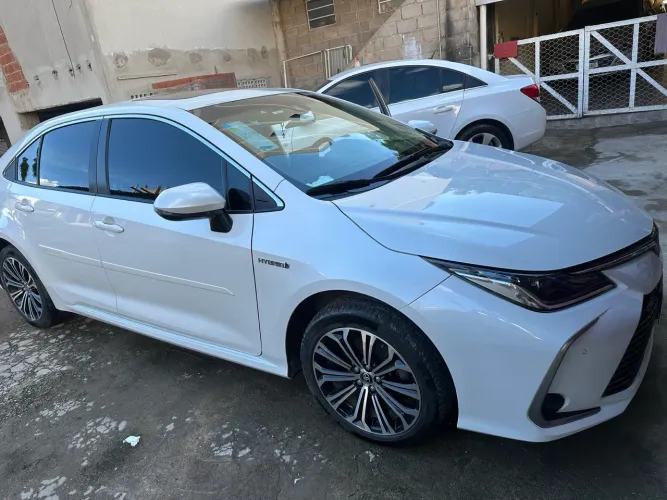 Toyota Corolla Altis Prem. Hybrid 1.8 Flex AUT 2023