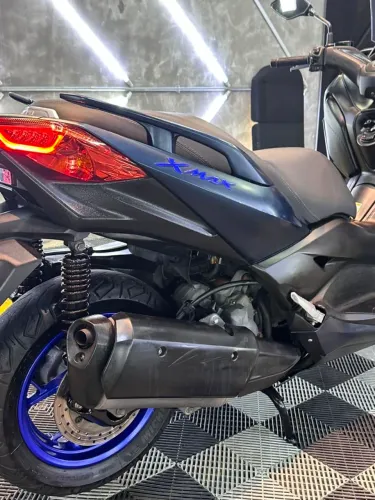Xmax