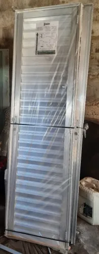 PORTA ALUMÍNIO 60cm e 70cm