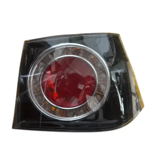 LANTERNA TRASEIRA DIREITA ORIGINAL VW GOLF SPORTLINE 2010/2012 - 1JE945096F
