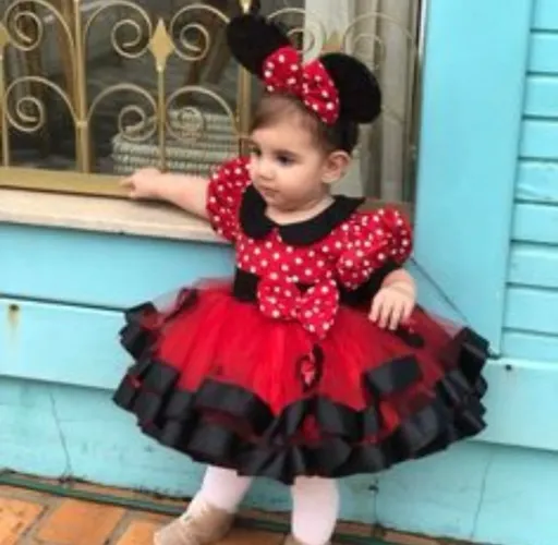 Vestido temático da minnie/ acompanha tiara
