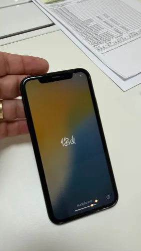 iPhone XR preto 64g