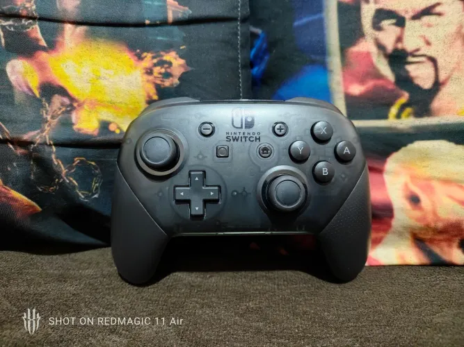 Controle Pro Nintendo Switch (Original) - Aceito Olx pay!