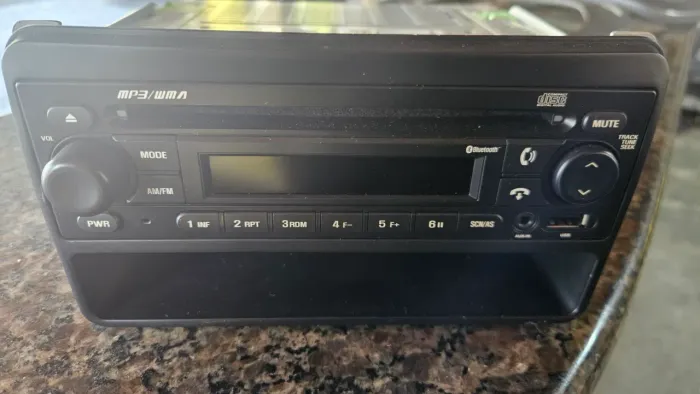 Som original suzuki Jimny com Bluetooth 