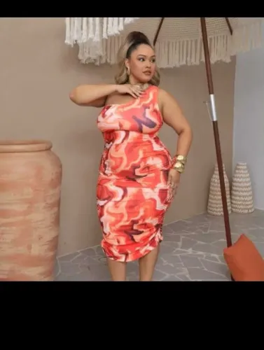 Vestido midi uma alça novo