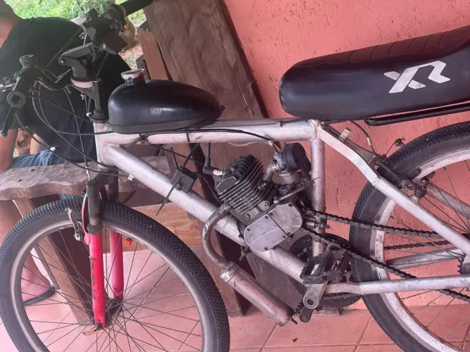 Vende& se motorizada