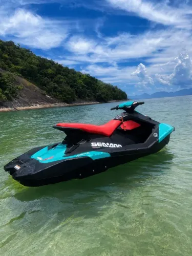 JET-SKI SEADOO SPARK 