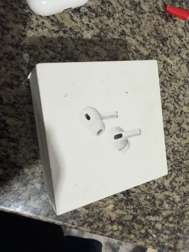 Vendo AirPod pró 2 geração 2 Apple 950 reais